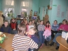 Uczniowie klasy V c z SP w Wieruszowie w bibliotece powiatowej